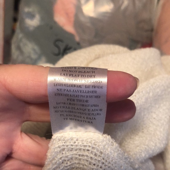 Awesome FREE AS A BIRD plus size Women’s Blouse - Picture 15 of 15